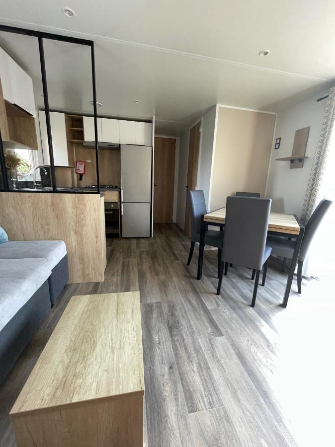 קאנט אן רוסיון Vesna Mobil Home מראה חיצוני תמונה